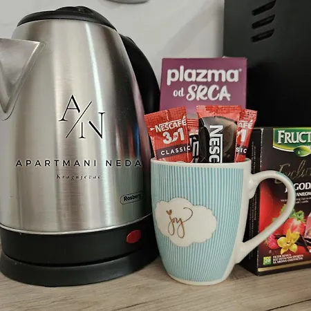 Neda アパート クラグイェヴァツ